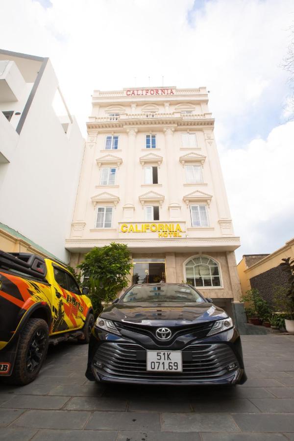California Hotel Ho Chi Minh City Bagian luar foto